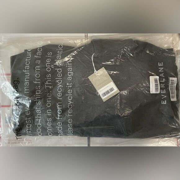 Everlane NWT The Track Pull Over Hoodie Organic Cotton Size Medium in Grey - Picture 8 of 8